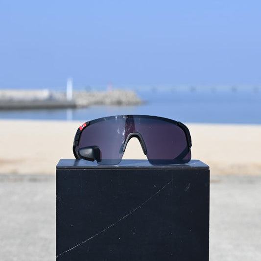 【TriEye】1本で一日中使える。待望の「調光レンズ」モデルがついに登場！