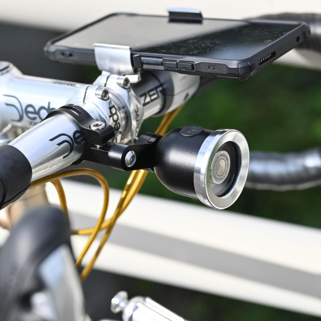 TOWN MOUSE 自転車用ライト ブラック/シルバー 新品未使用 TOWN MOUSE(タウンマウス)センターライト – GEEKTRADE
